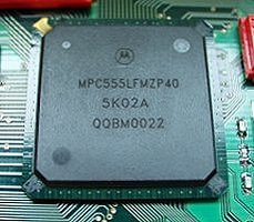  Motorola - MPC555LFMZP40 